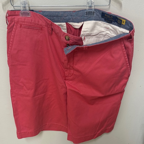 Polo by Ralph Lauren Men's Red Flat Front Shorts relaxed fit - Picture 1 of 2